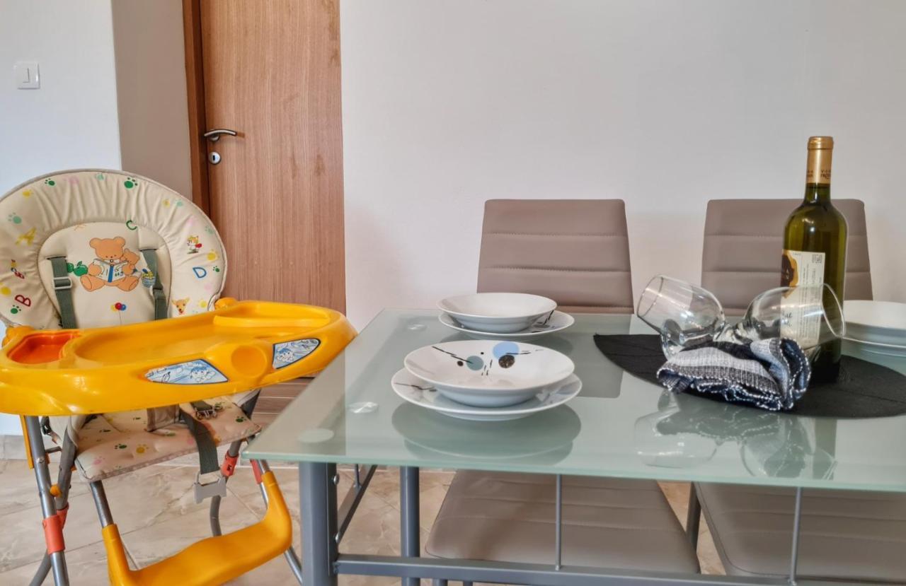 Apartman Goga With Pool And Jacuzzi Labin  Buitenkant foto